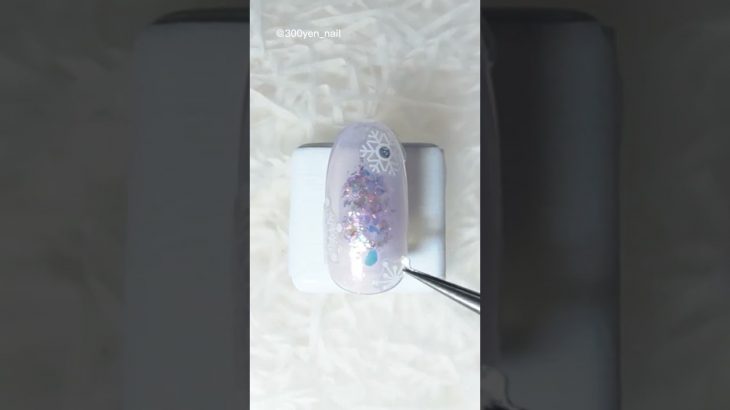 パラドゥネイルファンデーション新色PL01しあわせラベンダーで雪の結晶ネイルデザインの塗り方動画