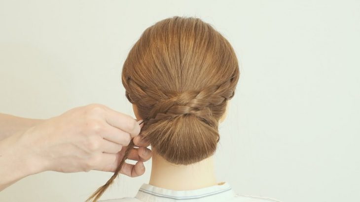 [簡単で上品なまとめ髪]低めお団子シニヨン/ [Easy DIY Updo] Elegant Hairstyle