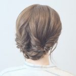 [クルリンパ]ミディアムヘアでまとめ髪