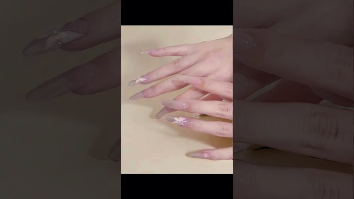 肌色系バタフライネイル #ネイル #ネイルチップ #ネイルデザイン #nails #ジェルネイル #nailart #naildesign #butterflynails #蝶々 #nail