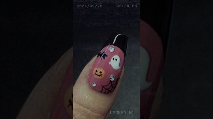 Spooky Halloween Gel Design @AllAboutNails. #halloween #spooky #kawaiinails #halloweennails