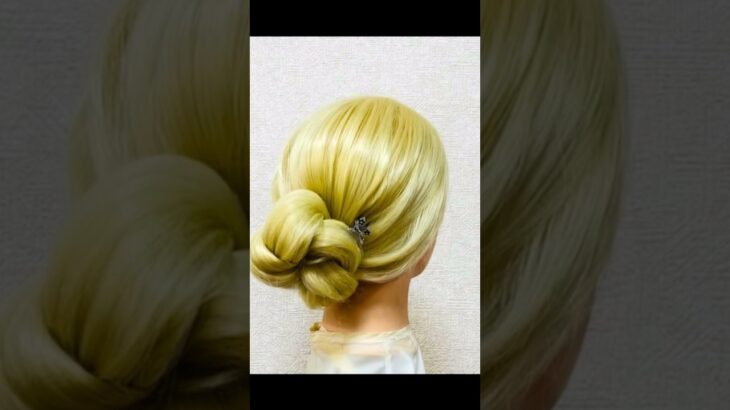 簡単！ヘアクリップ ヘアアレンジ お団子ヘア Summer Hairclip Hairstyle #簡単ヘアアレンジ #updo #お団子ヘア #まとめ髪 #ヘアクリップ #shorts