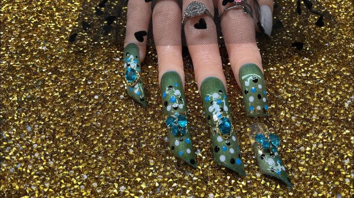 Trying the Viral detachable Nail trend | Is it worth the hassle 🤪🤪#trending #howto #nailart
