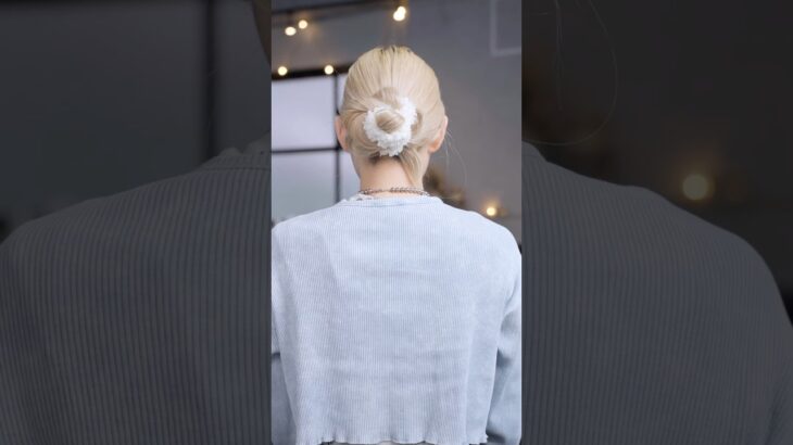 【3COINS】フラワーシュシュ#3coins  #セルフアレンジ #hairstyle #hair #ミディアムヘア #髪型 #まとめ髪 #大人カジュアル #大人かわいい