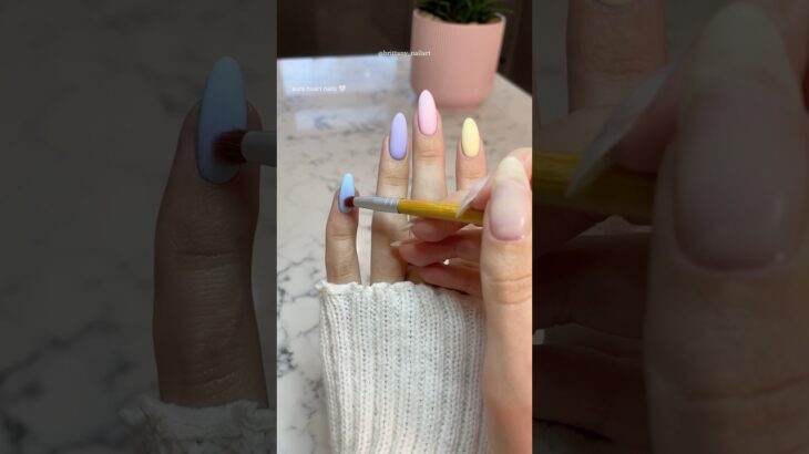 eyeshadow aura strikes again 😌🌈 | diy gel nail tutorial | #nails #nailart #tutorial #diynails