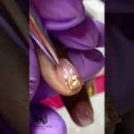 Diseño flor con painting gel y flakes 💖🤩 #nailart #nails #naildesign #nailartdesigns