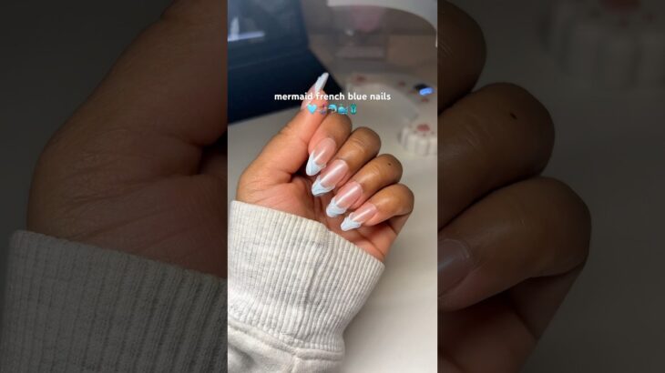 do my nails with me🩵🦋 #nails #gelxnails