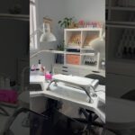 set up my nail desk for my client 💅🏻 #nailart #gelnails