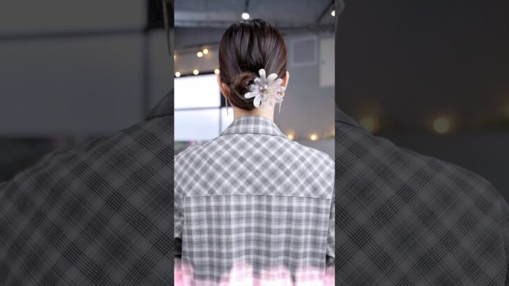 【3COINSヘアアクセ】フラワーカラーバンス#簡単アレンジ #セルフアレンジ #hairstyle #hair #ミディアムヘア #髪型 #まとめ髪 #大人カジュアル #大人かわいい