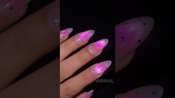 💕Aura Pink Cat Eye Nail Design! #nails #simplenails #nailinspo #nailtutorial
