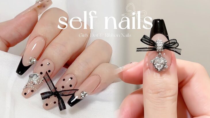 【self nail】ガーリードットネイル⛓️🤍セルフネイル/ワンホンネイル/셀프네일/리본네일