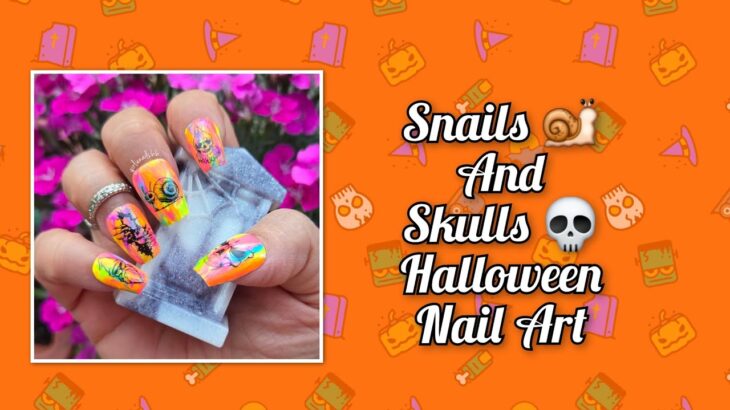 Snails 🐌 and Skulls  Halloween Nail Art  / Neon Gradient