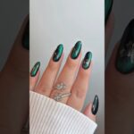 🌿 Dark Summer Nail Vibes | Cateye Green over Black + Silver Hibiscus | Nail Art Tutorial 🌺✨