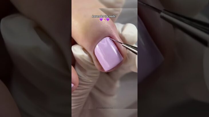 Nail Art !! Lavender toe nails! 💜💅🏻💜 #nails #nailart #beautyhacks #naildesign #fyp