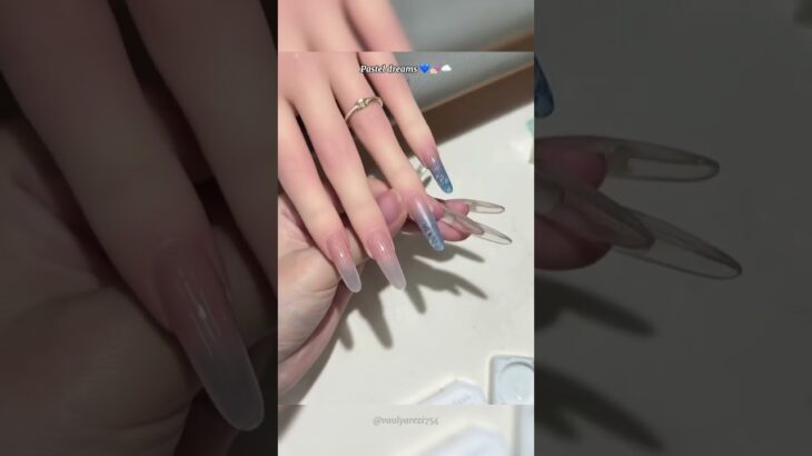 Nail Art !! Pastel dreams 💙💅🏻☁️ #nails #nailart #beautyhacks #naildesign #fyp