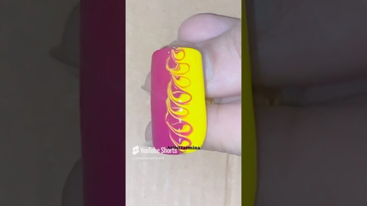 Easy Nail art design #nails #shorts  #nailsdesign #Youtubeshorts #zarminasmallworld