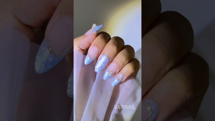 🌊🐚 Would u like to wear this Light Blue Pearl Luster Nails on your vacation? #nails #nailinspo