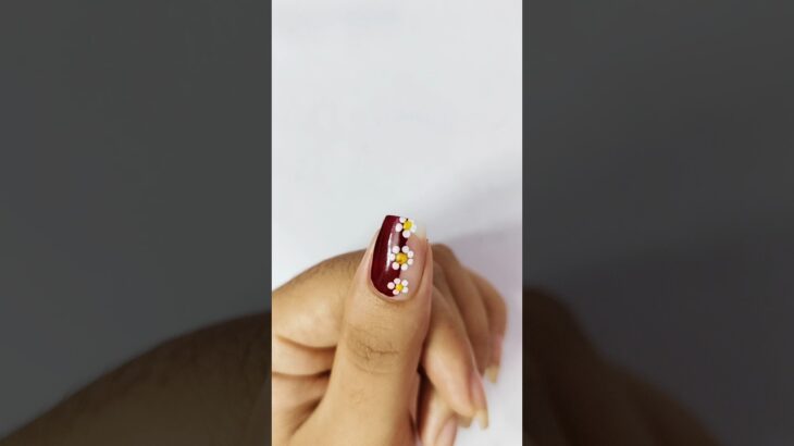 Easy Flower Nail Art for beginners 💅🏻🌸#nailart #trending #shorts #viralvideo