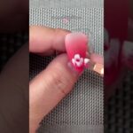 Nail Art !! Pink ombre with flowers 🌸💅🏻 #nails #nailart #naildesign #beautyhacks #fyp