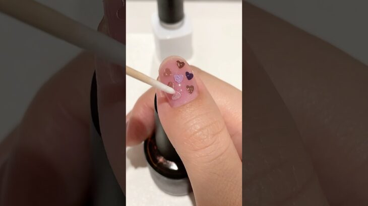 ウィークリージェルでできるハートネイル