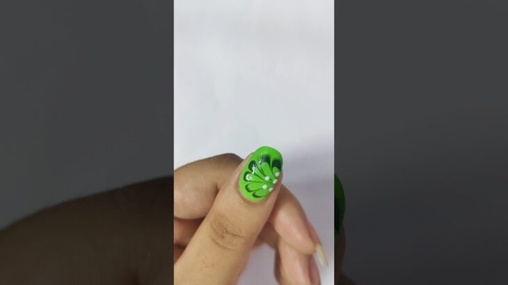 Nail art for beginners 💅🏻🧷#nailart #trending #shorts
