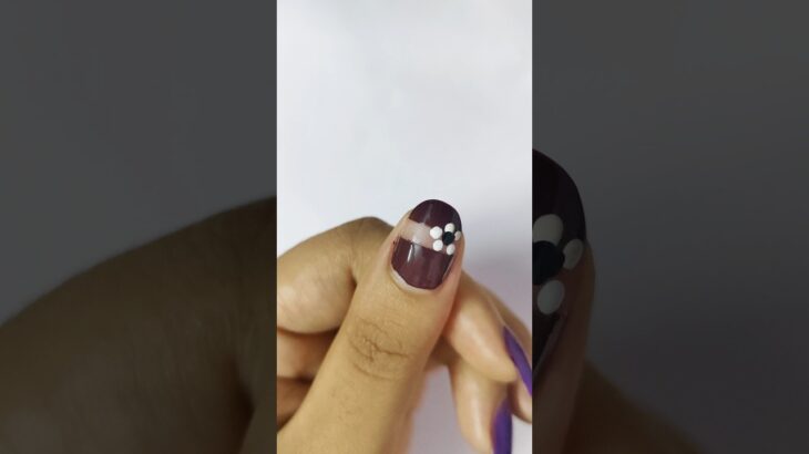 Nail Art Using Tape 💅🏻😳#nailart #shorts #trending #viralvideo