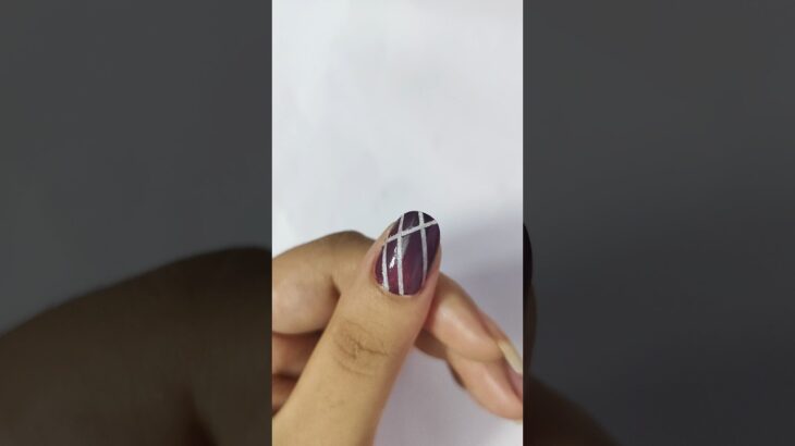 Striping Nail art for beginners 💅🏻🫧#nailart #shorts #trending #viralvideo