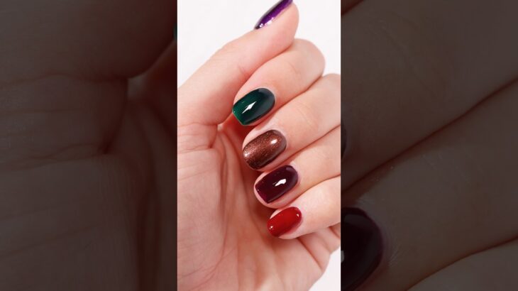Winter rotation looking cute 🐻 #shorts #gelnails #winternails #nailinspo #athomemani #shortnails