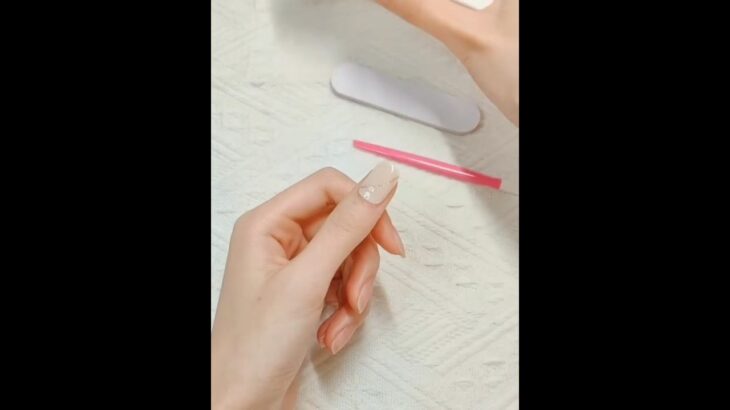 Best gel nail sticker #nails #nailgelart #nailart #gelnailsticker #simplenails #nailstickers #shorts