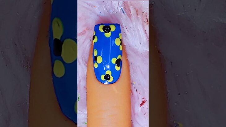 Easy nail art | New Nail Ideas | Nail Design #shorts #nails #nailart #naildesign #nailtutorial