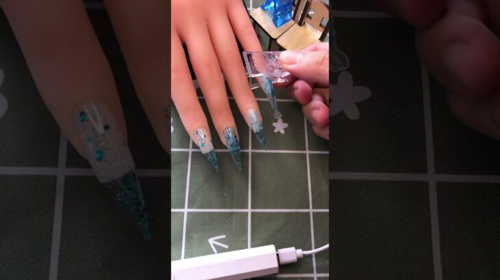 Poly gel nail idea