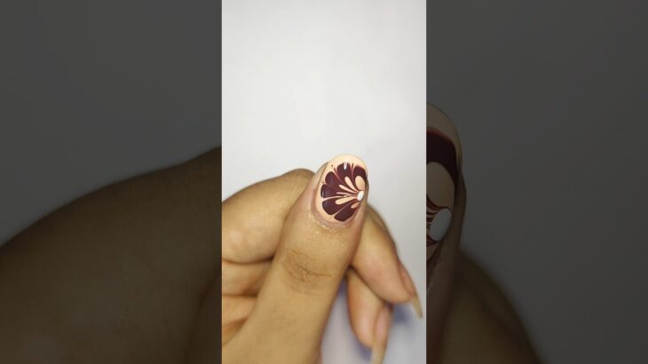 4m+Views On Instagram 😱 Nail Art at home 🏡💅🏻🧷#nailart #youtubeshorts #shorts