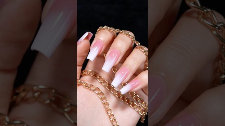 Modern Luxury in a Mani | Pink to White Gradient Tutorial🧁