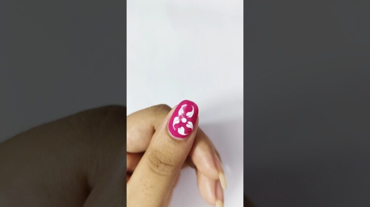 Nail art for beginners 💅🏻🧷#nailart #shorts #viralvideo #trending
