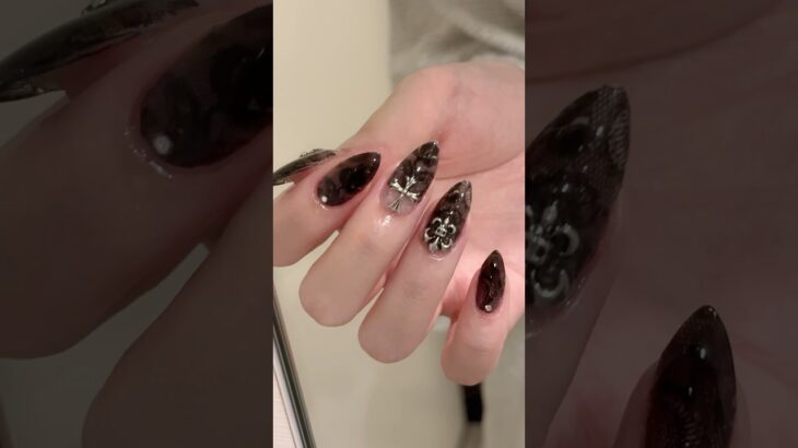 ブラックレースネイル🐈‍⬛✝️🖤使用アイテムは楽天ルームへ🌙🤍#ネイル#セルフネイル#セルフジェルネイル#ジェルネイル#네일#네일아트#네일디자인#네일팁