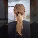 ゴム２つポニー！#簡単アレンジ #セルフアレンジ #hairstyle #hair #ミディアムヘア #髪型 #まとめ髪 #大人カジュアル #大人かわいい