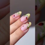 ☀️🌿🐞 blooming ladybug #nails #nailart #nailpolish #naildesign