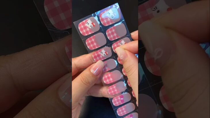 Hello Kitty Nail Extension 💅💖| Cuteness overloaded🐾 #beautyproduct #meeshofinds #viralshort