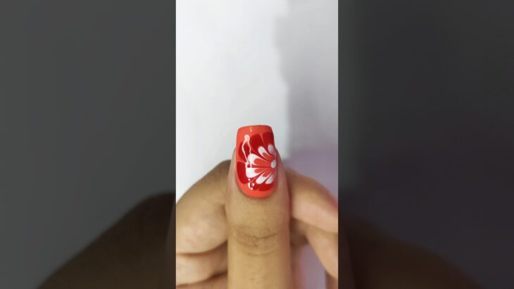 Easy Nail Art At Home 🏡💅🏻🧷#nails #shorts #viralvideo