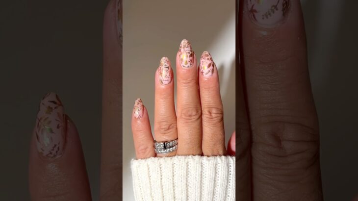 ✨🍂FALL NAILS WITH A CUTE CHROME TWIST | MANIOLOGY #chromenails #unhas #nails #nailinspo #gelnails