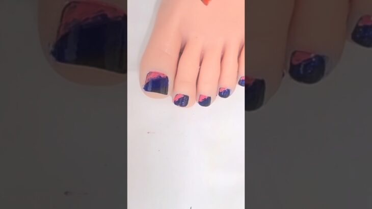 EASY TOE NAIL ART #foot #pedicure #viral #feetnail #art #shorts #naildesigns #diy #artist #nails