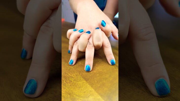 GEL MANI vs GREEN 3D CHROME💚#nails #naildesign #nailart #nailtutorial #shorts #nailpolish #mani