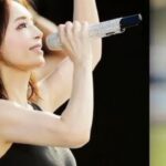 息子を公開し話題・浜崎あゆみ（46）「ナチュラルメイク可愛い」背中のタトゥーの見えるリハーサルショット