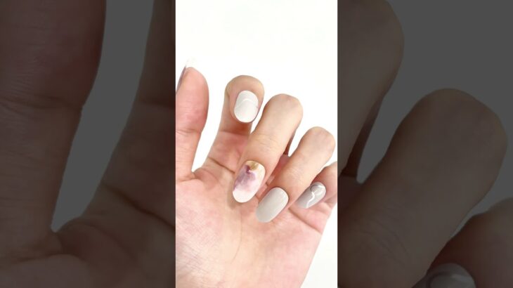 秋にぴったりネイルデザイン #nails #セルフネイル #nailart #ジェルネイル#ネイルシール