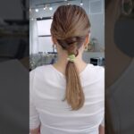 コテ巻きなしの簡単ポニー！#簡単アレンジ #セルフアレンジ #hairstyle #hair #ミディアムヘア #髪型 #まとめ髪 #大人カジュアル #大人かわいい