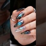 Diamond in the rough #nails #nailart #rawcrystals #naildesign #minerals #ジェルネイル #Uñas