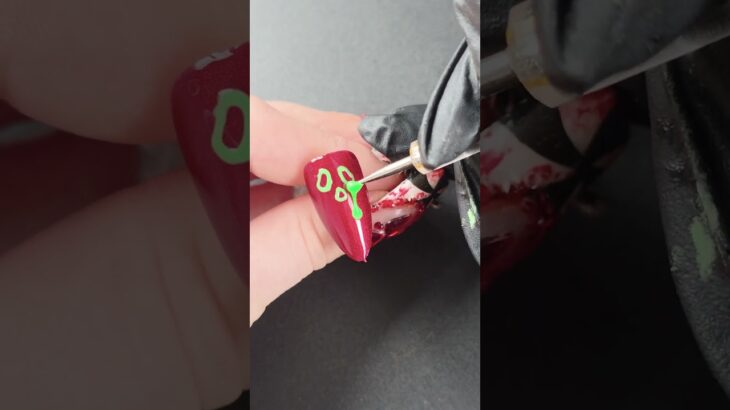 Glow in the Dark Candy Apple | Halloween Nail Art! 💚🍎