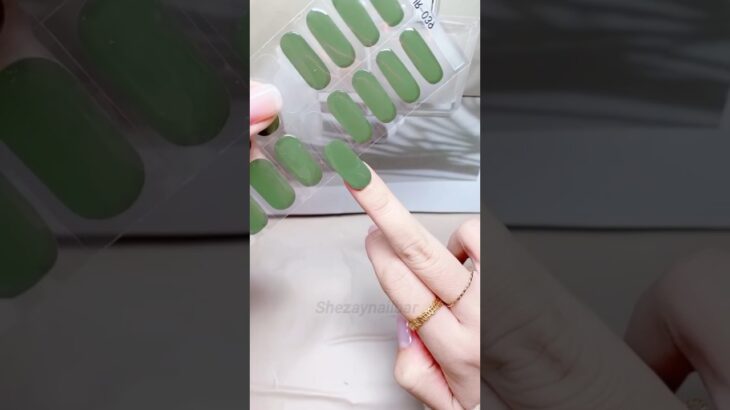 loves 💖 Army Green | Gel Nail Stickers #nails #howto