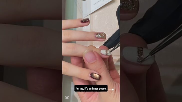 Cute & Easy Nail Art design | Tipioria Shorts | glitter brown nail art design #nailart #nailartideas