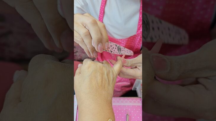 Enailcouture.com touch up file #nails #nailart #naildesign #nailtech #nailpolish #gelnails